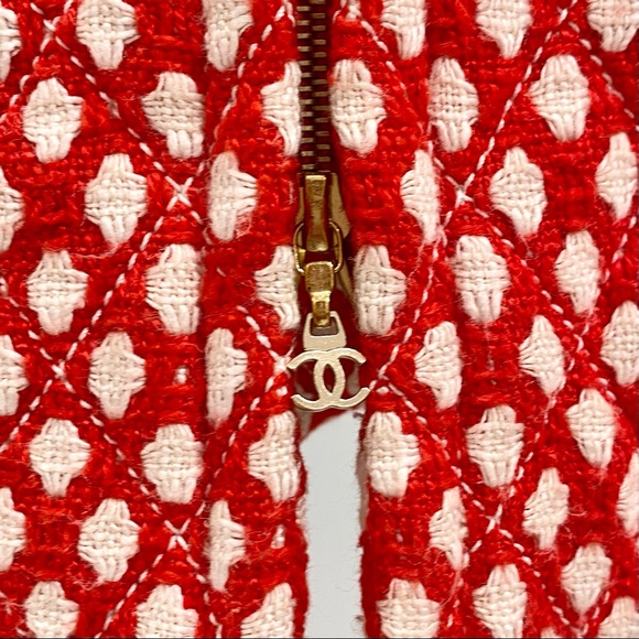 SOLD Authentic Chanel Red and White Tweed Dress size 38 - Picture 7 of 13